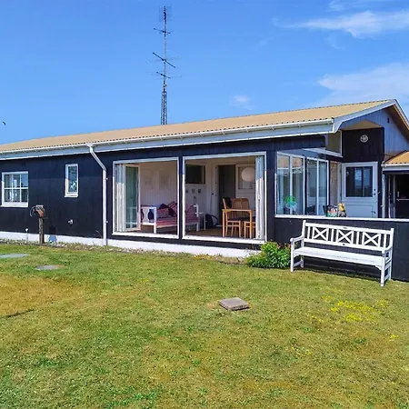 Vakantiehuis 3 Bedroom Cozy In