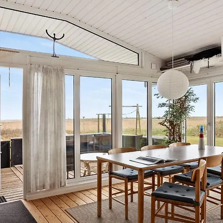 3 Bedroom Cozy In Vakantiehuis Haderslev